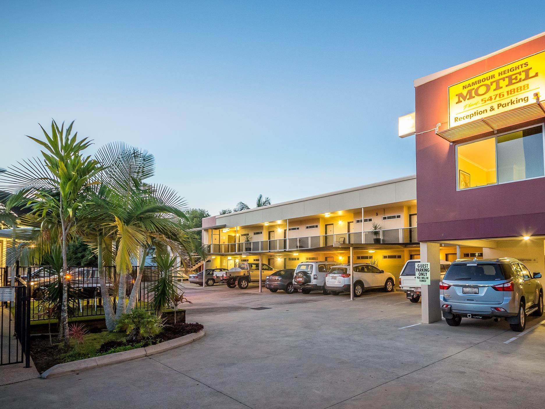 Nambour Heights Motel Экстерьер фото